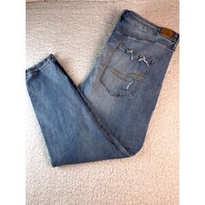 American Eagle Curvy Highest Rise Jegging Jeans Light Wash Distressed 24R